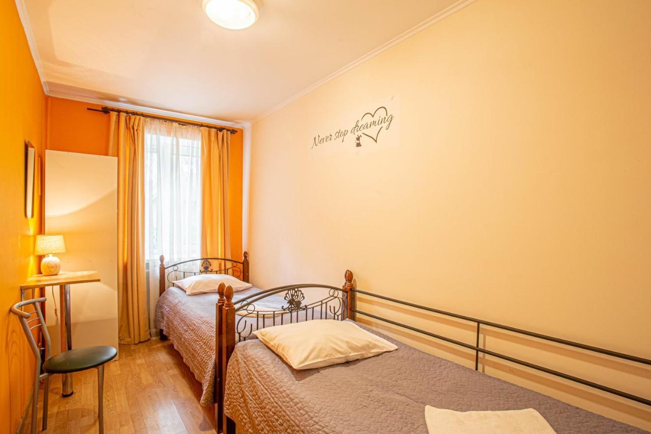 Gar'Is Hostel Kiev Exterior foto